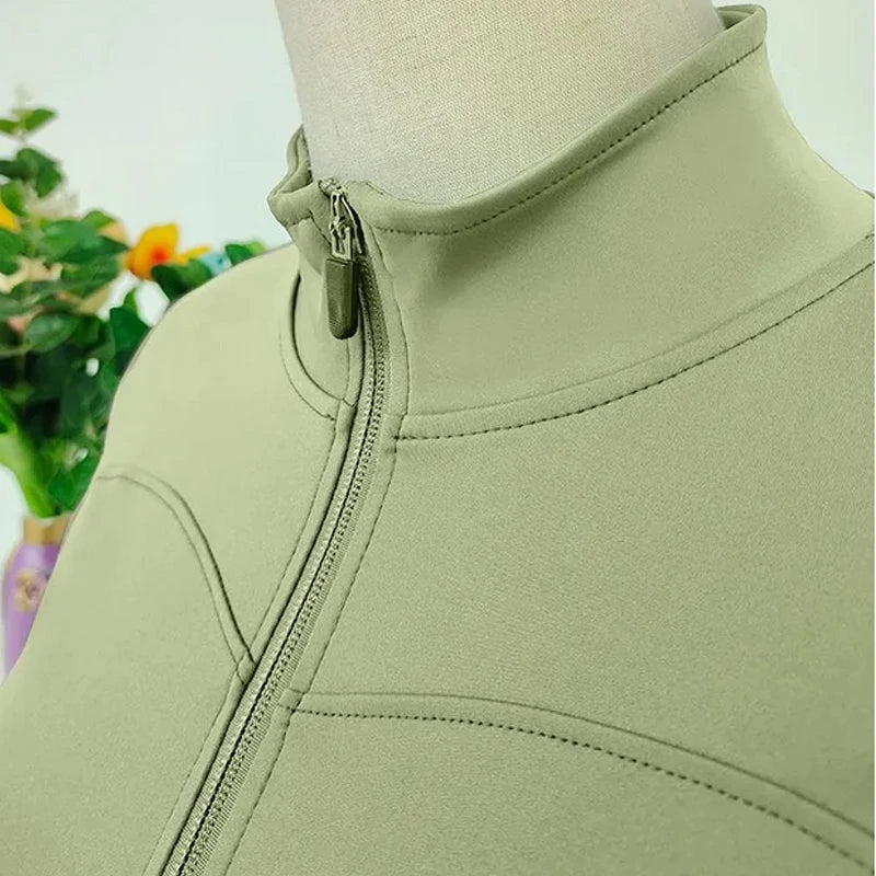 MXLLINA Winter Thermal Riding Horse Jacket Women Zipper Equestrian Coat Velvet Plush Thickened Sport Long Sleeve Top Clothing